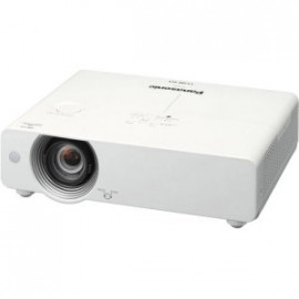Panasonic PT VX510U - XGA 3LCD Projector with Speaker - 5500 lumen
